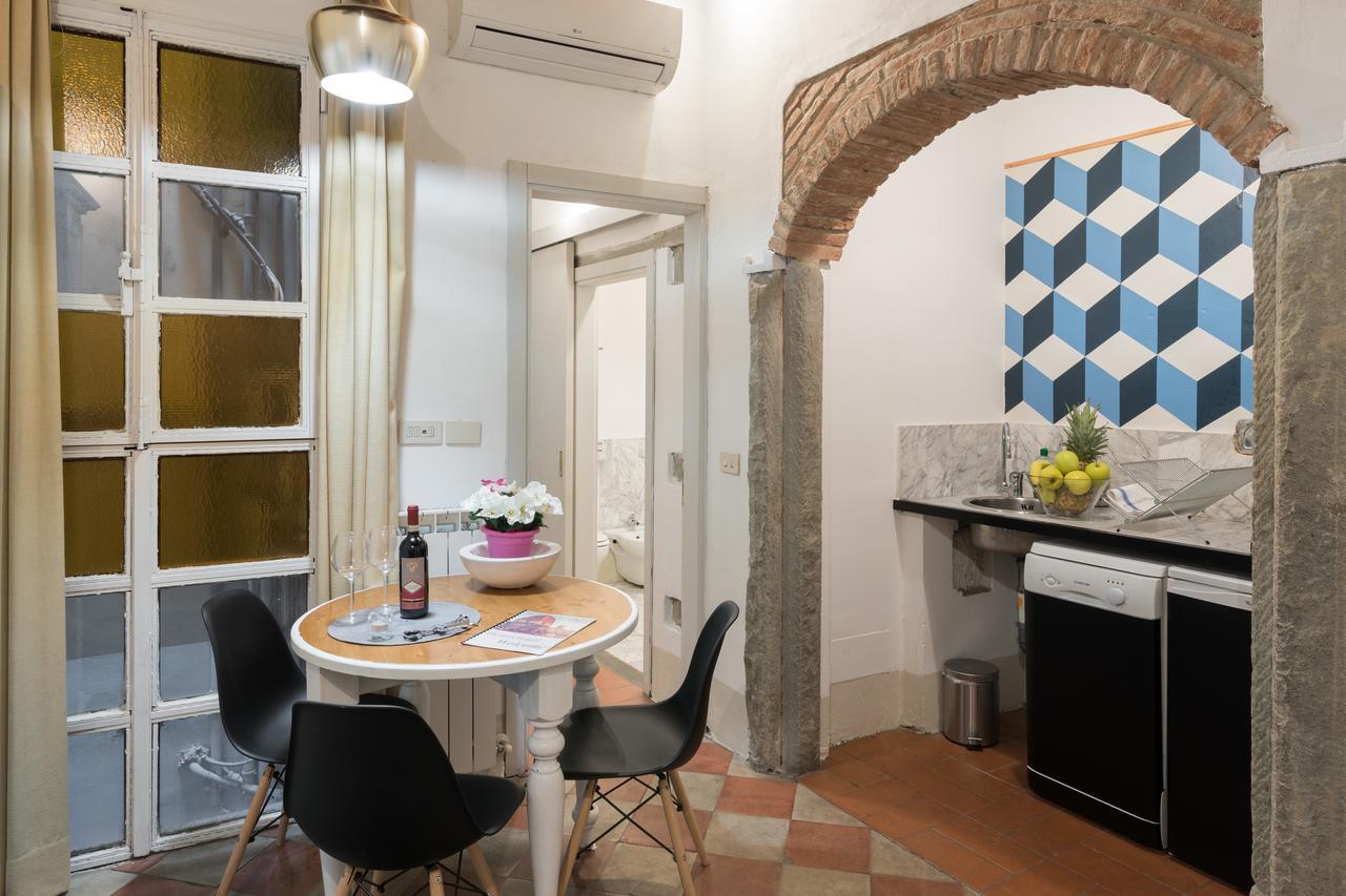 F7 - Santa Croce One Bedroom Flat For 2 Or 3 Guests Florence Exterior photo