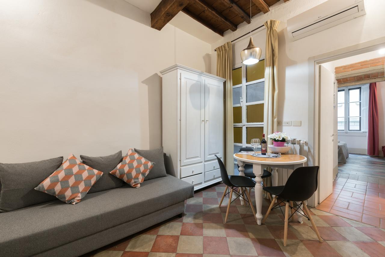 F7 - Santa Croce One Bedroom Flat For 2 Or 3 Guests Florence Exterior photo
